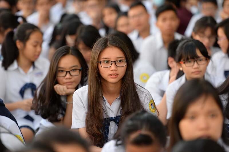 dạy chương trình bằng tiếng Anh - study